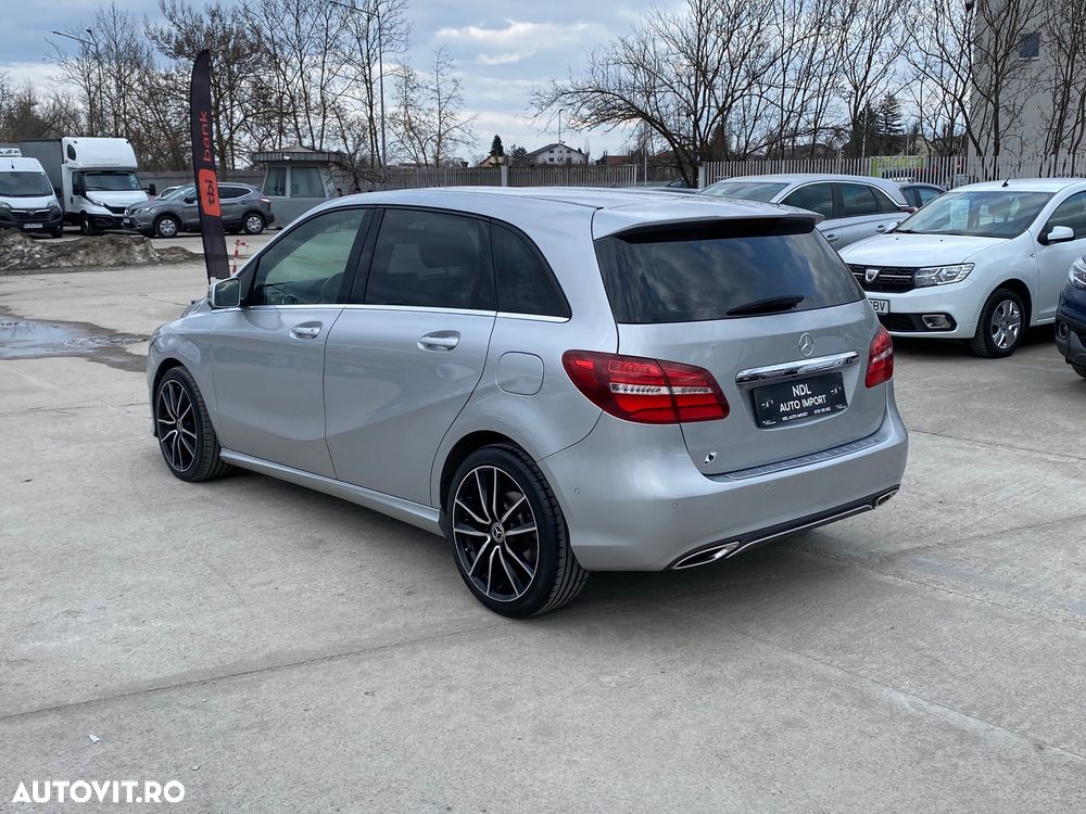 Mercedes-Benz B 180 d 7G-DCT AMG Line - 24