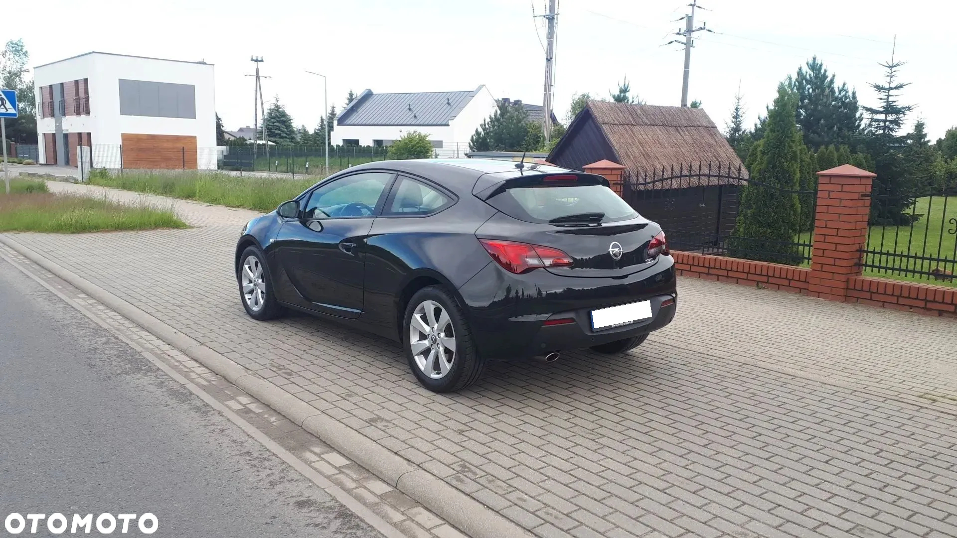 Opel Astra GTC 1.4 Turbo - 5