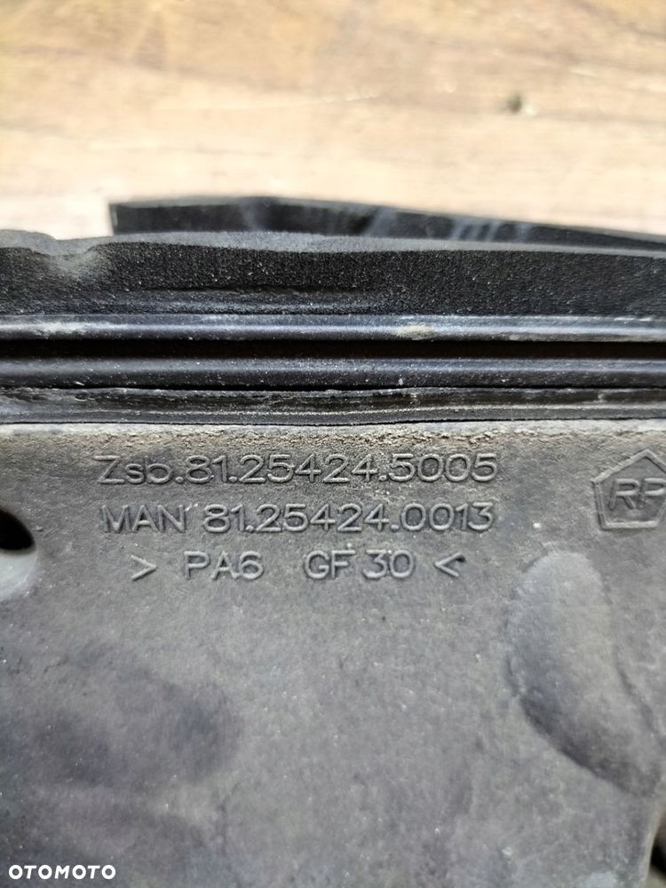 Osłona na przewody pod maską Man TGL - 2