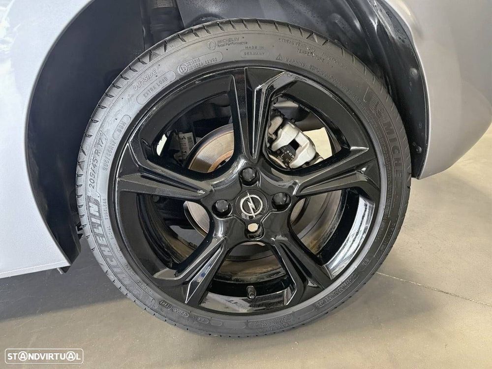 Opel Corsa 1.2 T GS Line — fotografia 11