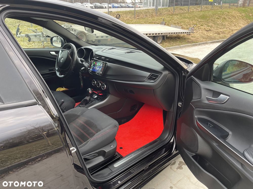 Alfa Romeo Giulietta 1.6 JTDM 16V TCT Sport - 8