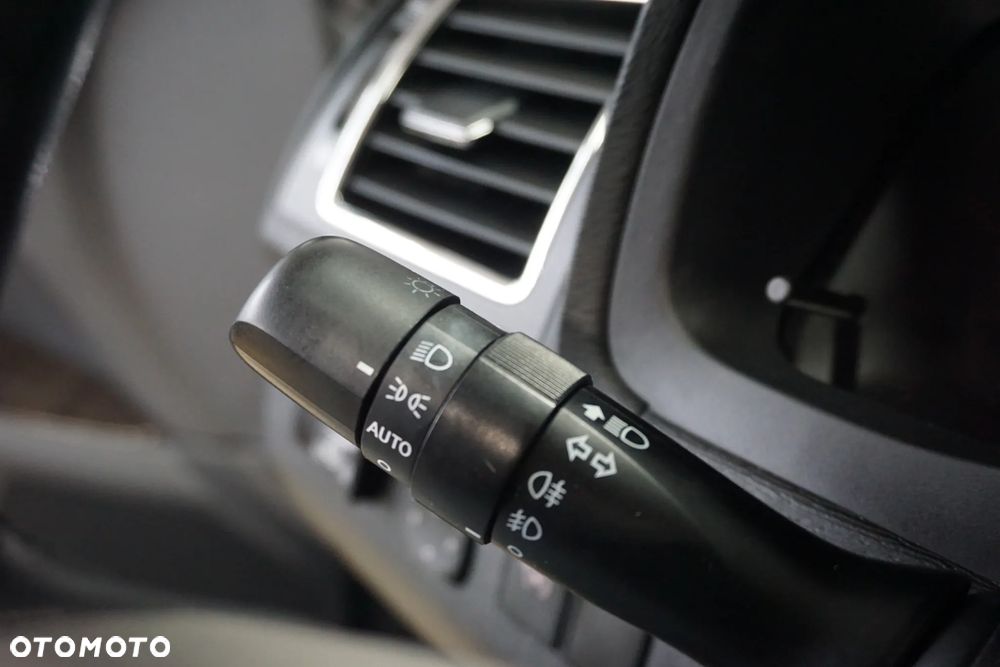 Toyota Avensis 1.8 Life - 33