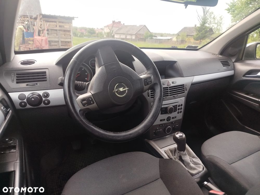 Opel Astra - 11