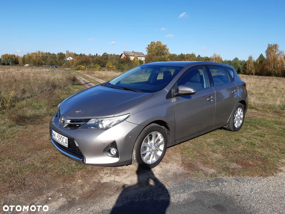 Toyota Auris - 1