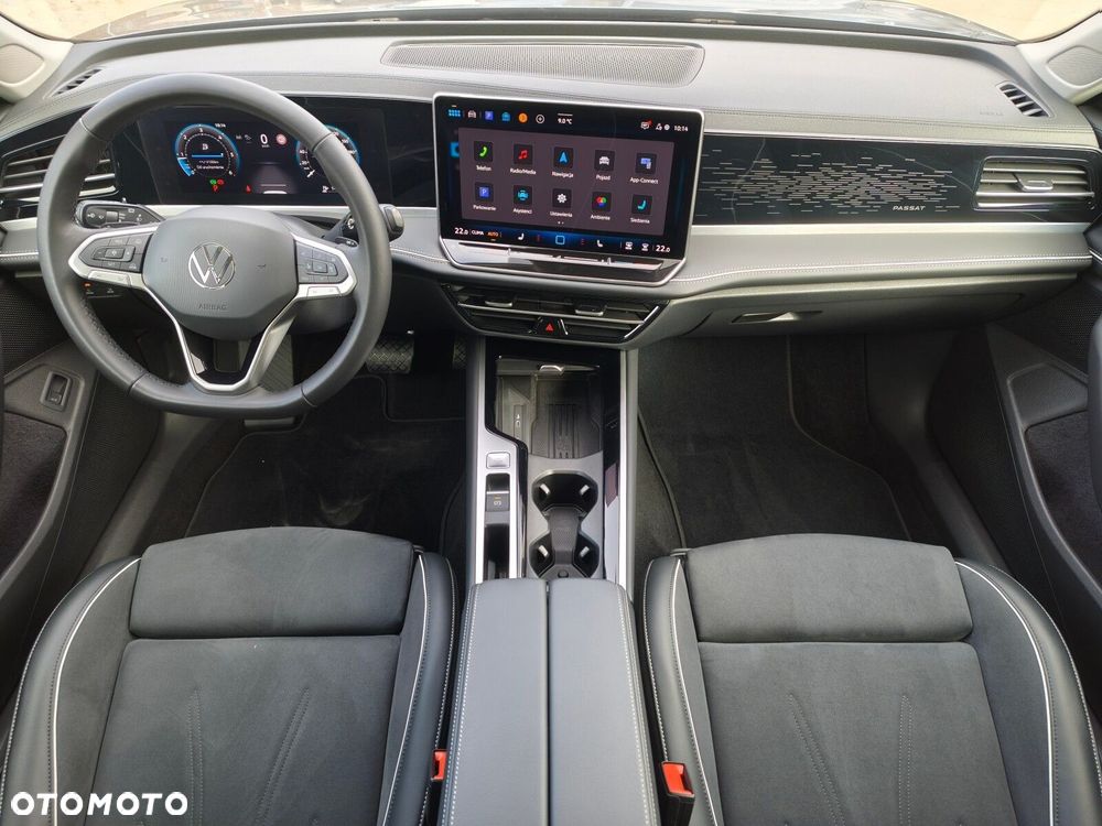 Volkswagen Passat - 5