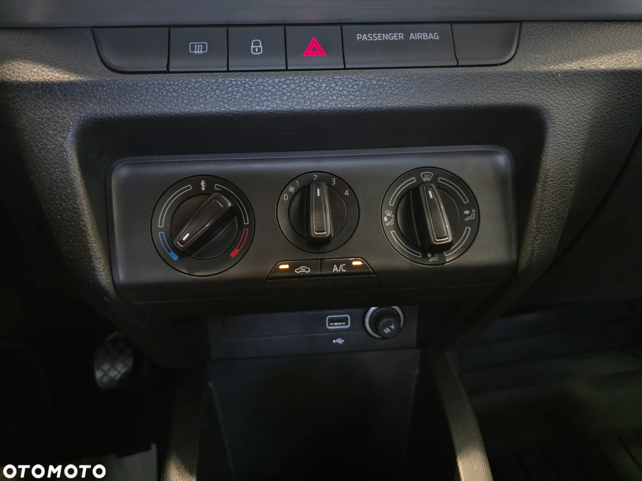 Skoda Fabia 1.0 Ambition - 22