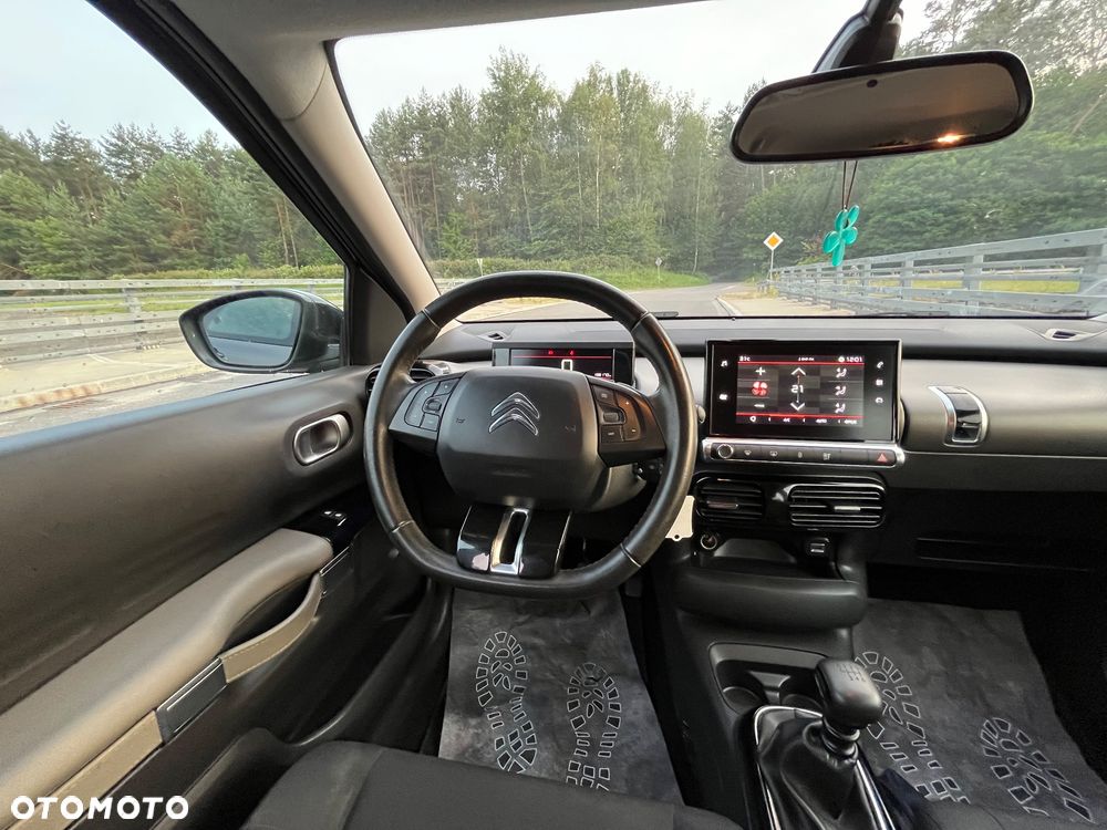 Citroën C4 Cactus - 16