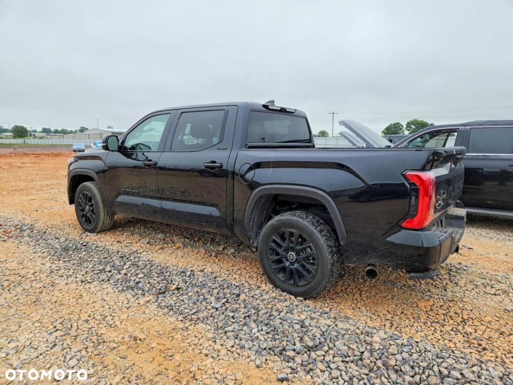 Toyota Tundra - 4