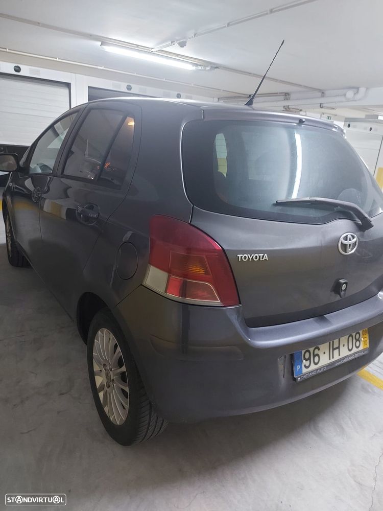 Toyota Yaris 1.4 D-4D High Pack - 1