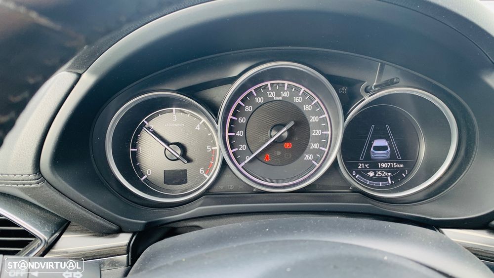 Mazda CX-5 2.2 D Essence - 6