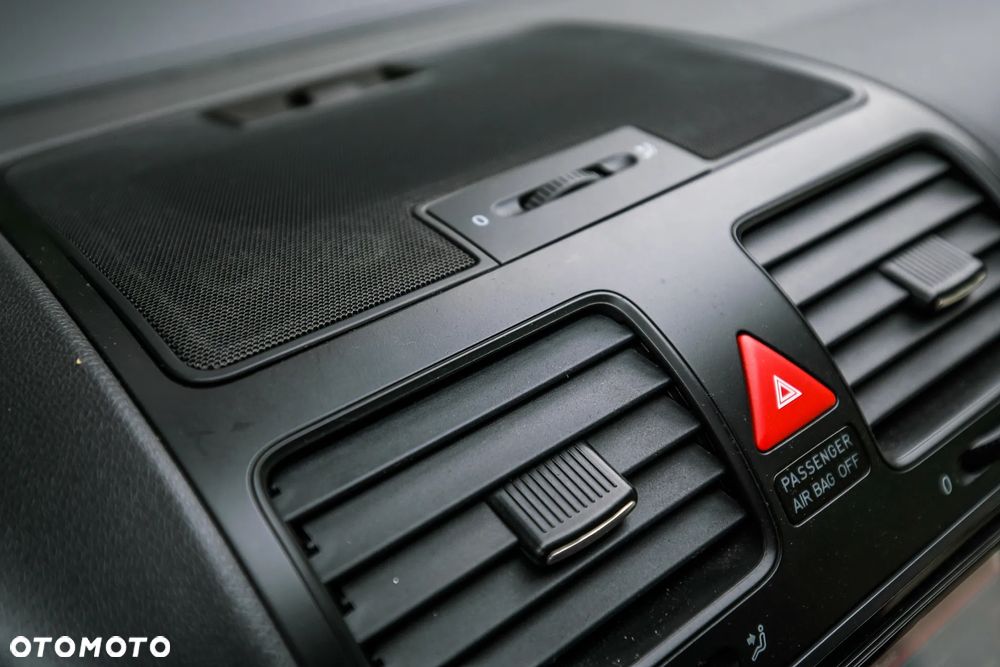 Volkswagen Golf 2.0 GTI - 33