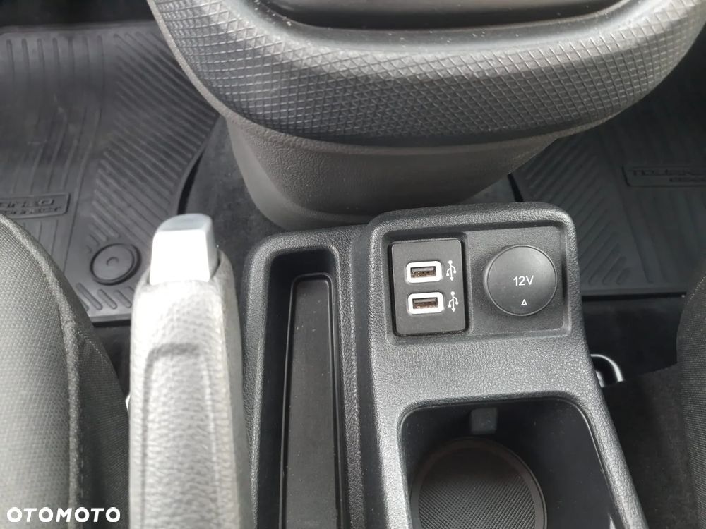 Ford Tourneo Connect 1.5 EcoBlue Start-Stop Active - 28