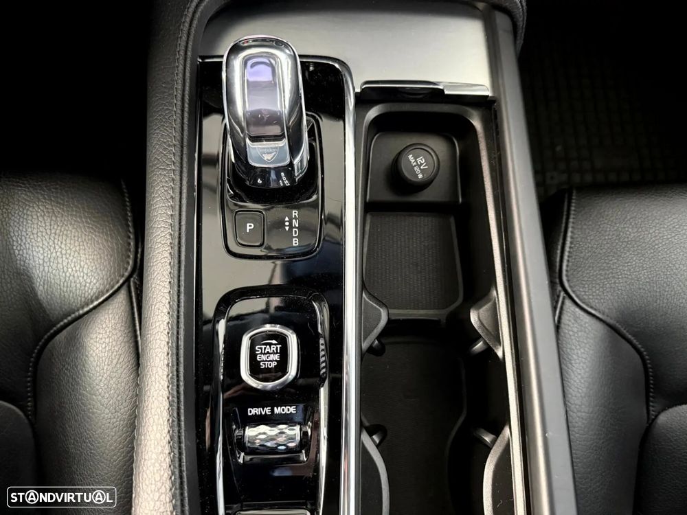 Volvo XC 90 2.0 T8 PHEV Excellence AWD - 26