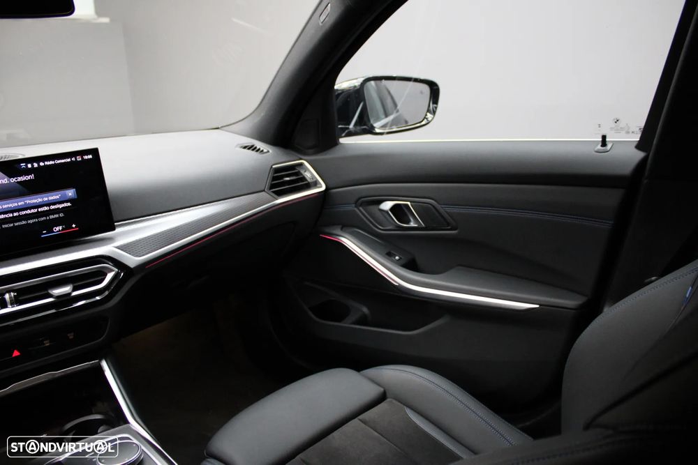 BMW 330 e Touring Pack M Auto - 11