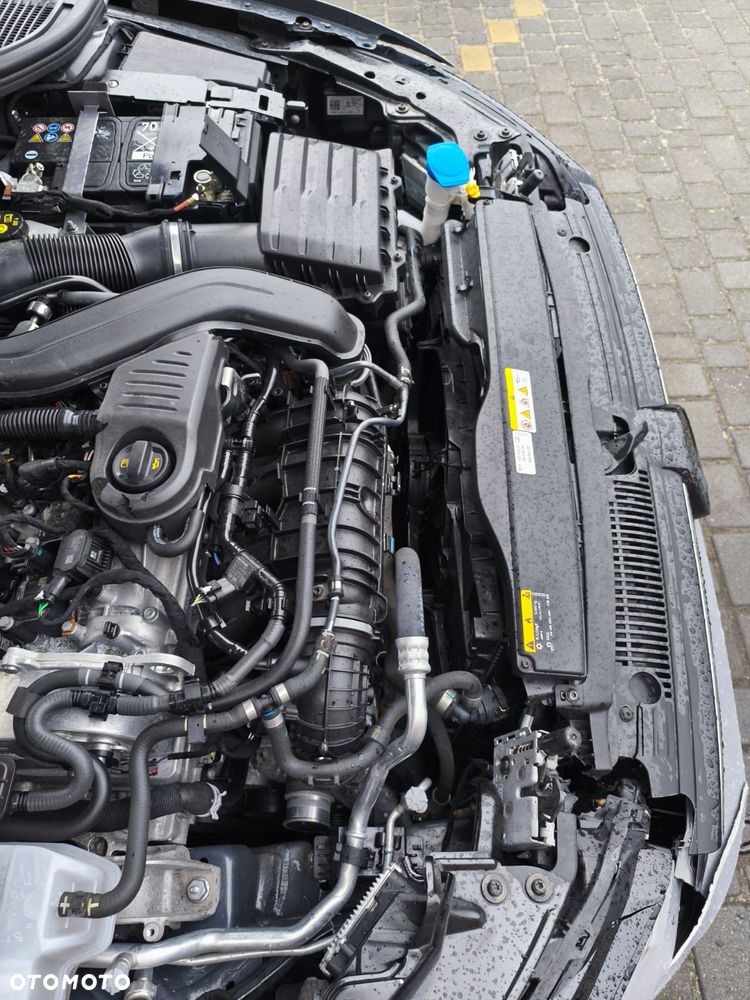 Volkswagen Golf - 14