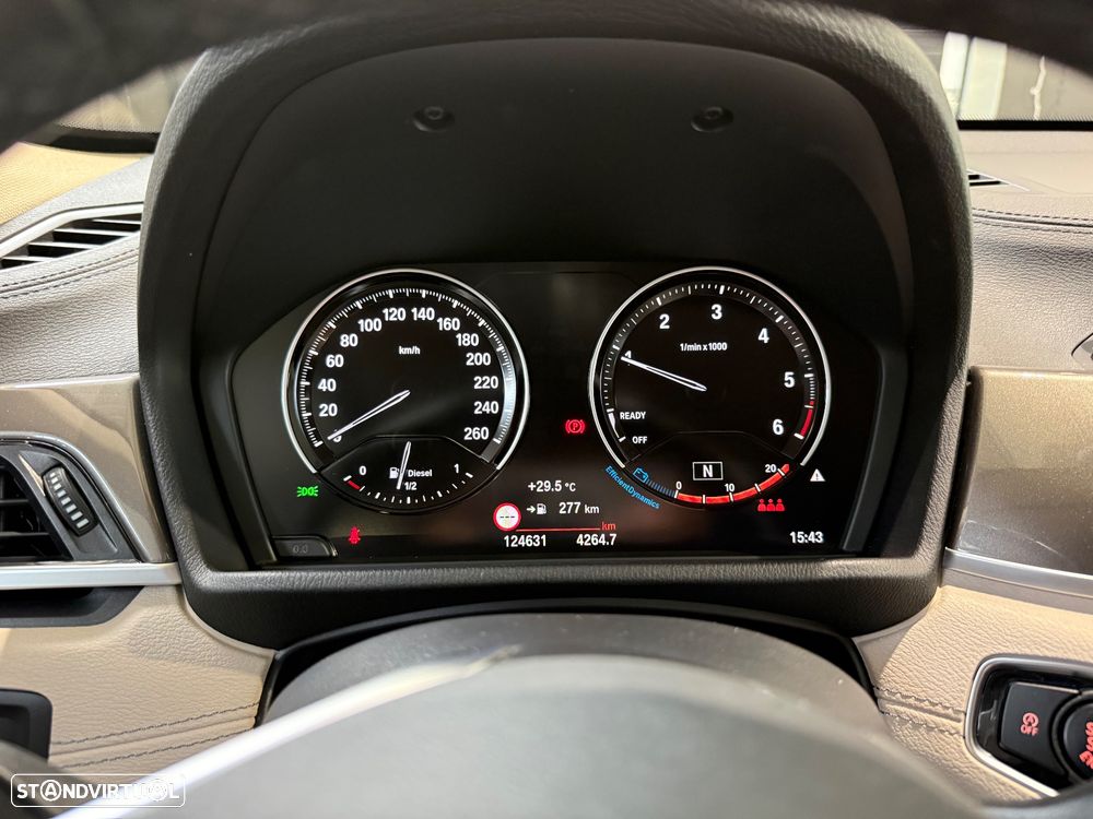 BMW X1 16 d sDrive Line xLine - 19