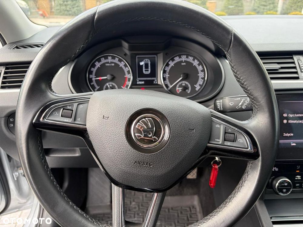 Skoda Octavia 2.0 TDI SCR Style - 18