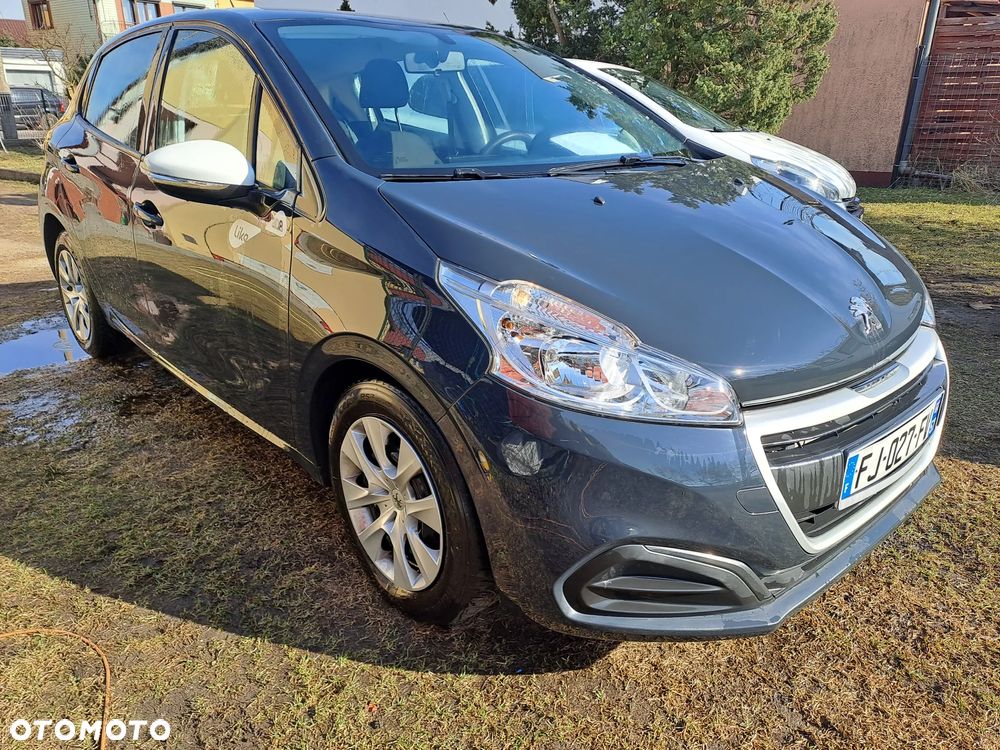 Peugeot 208 1.2 PureTech Like S&S - 9