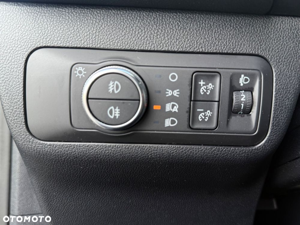 Ford Kuga 1.5 EcoBoost TITANIUM - 31