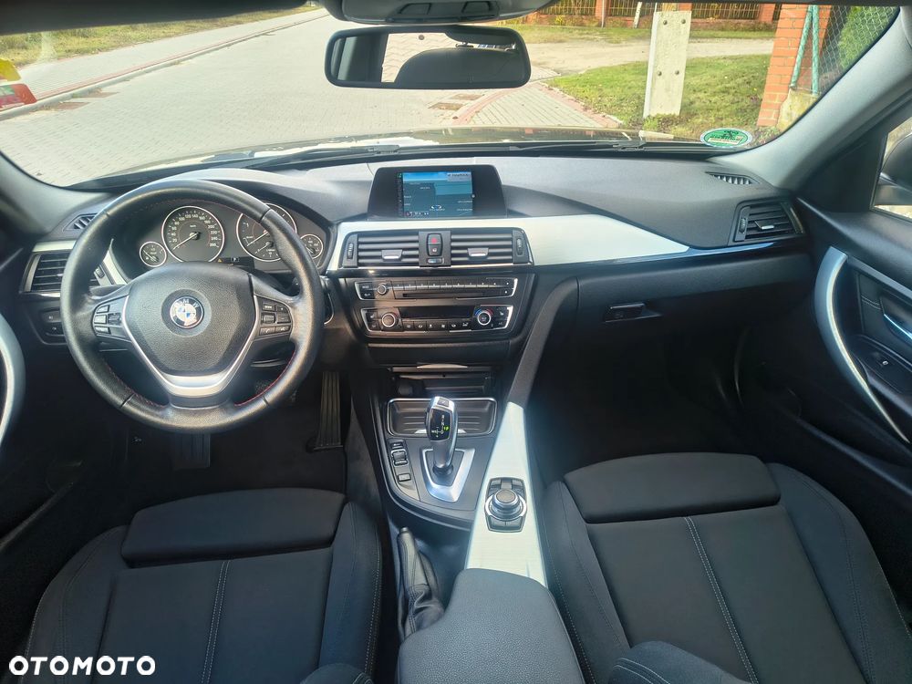 BMW Seria 3 318d Sport Line - 14