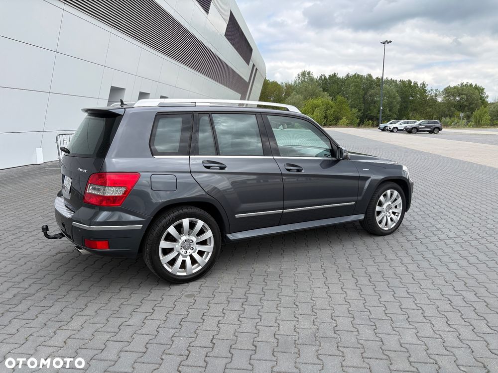 Mercedes-Benz GLK 220 CDI DPF 4Matic BlueEFFICIENCY 7G-TRONIC - 3