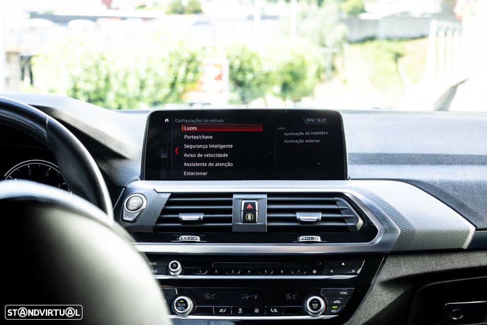 BMW X4 20 d xDrive Pack M Auto - 38