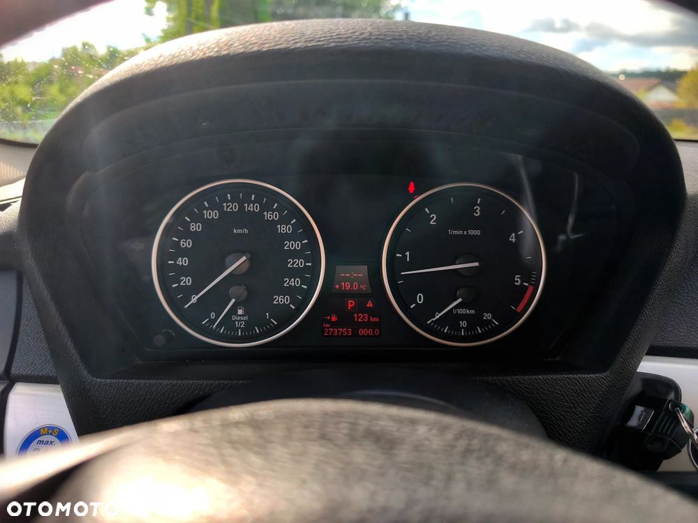 BMW X5 xDrive35d - 9