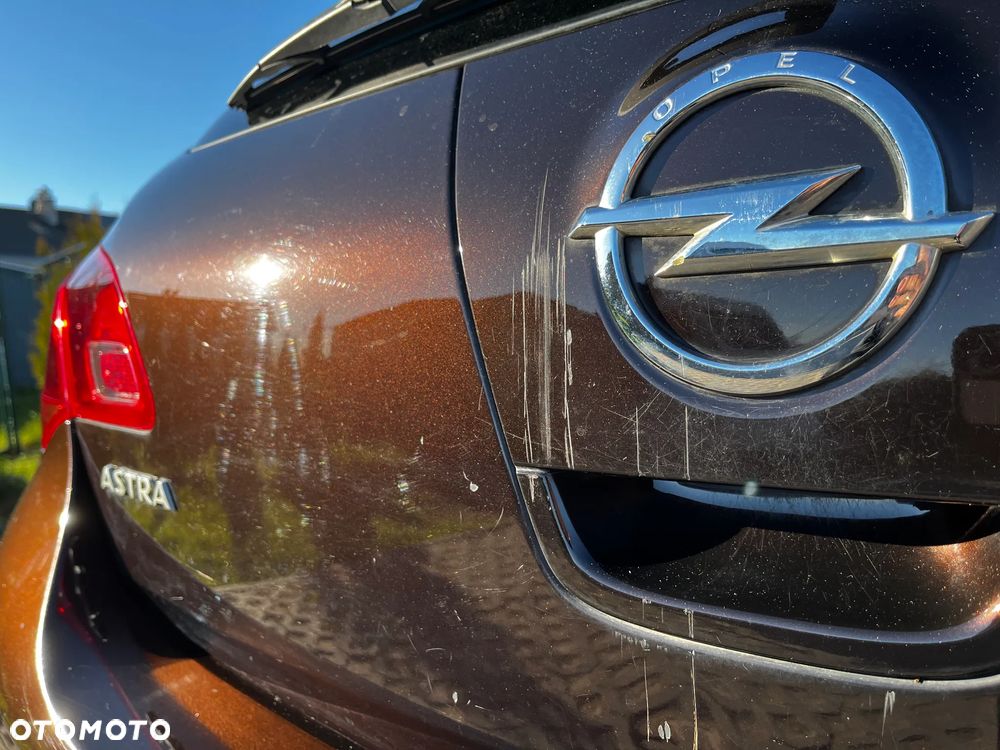 Opel Astra 1.4 Turbo - 10
