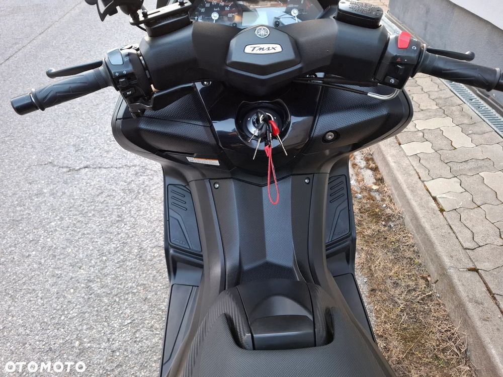 Yamaha Tmax - 34
