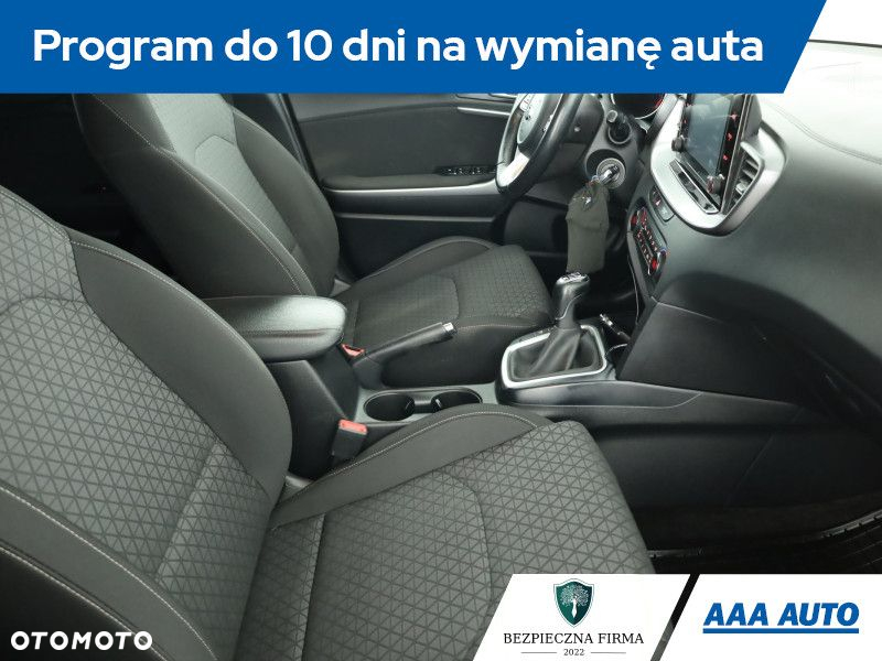 Kia Ceed - 8