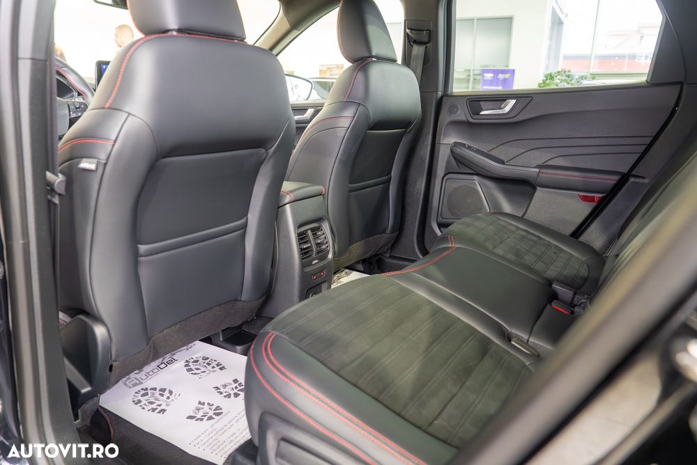 Ford Kuga 2.5 Duratec PHEV ST-LINE X - 21