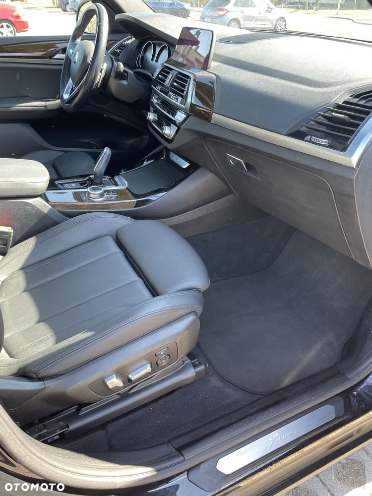 BMW X3 xDrive30i xLine - 27
