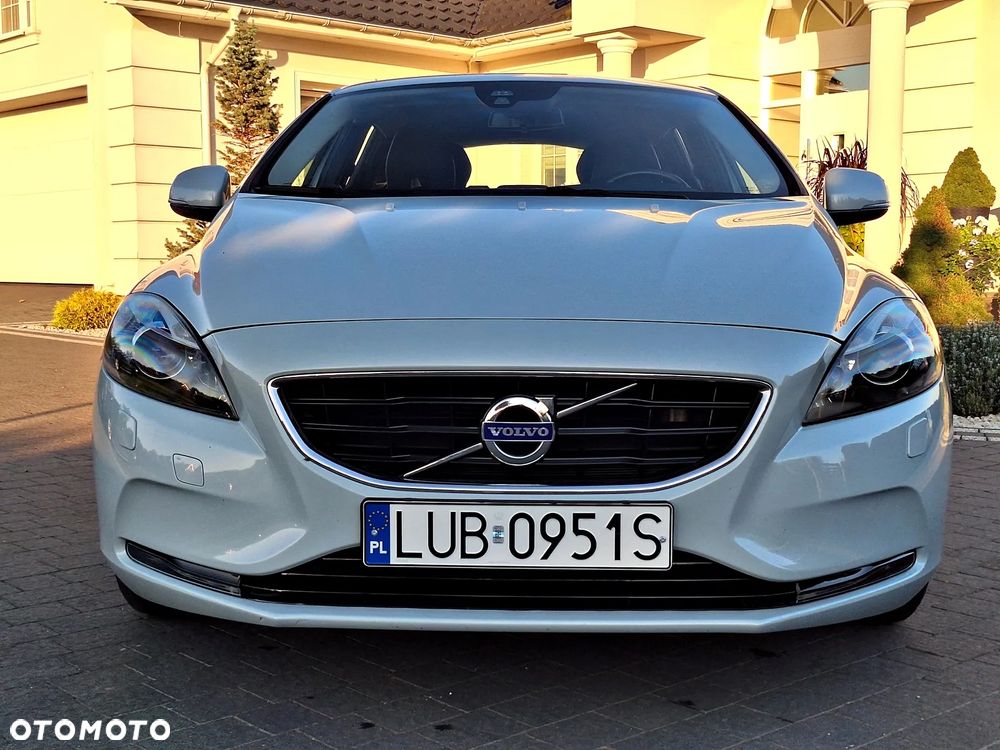 Volvo V40 D2 Summum - 16