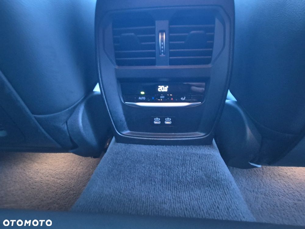 BMW Seria 3 320d Edition M Sport Shadow - 29
