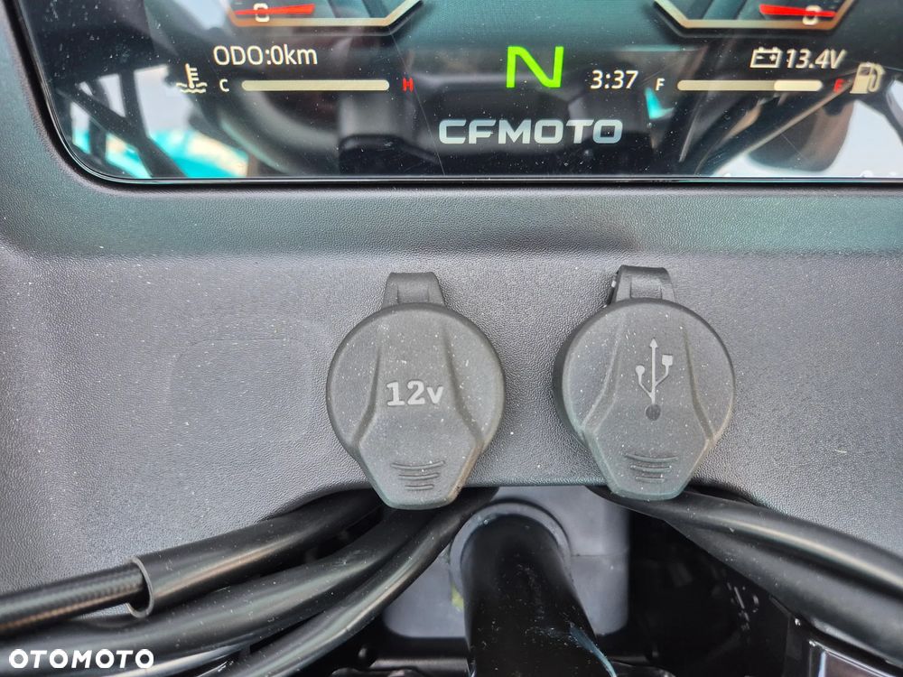 CFMoto CForce - 17