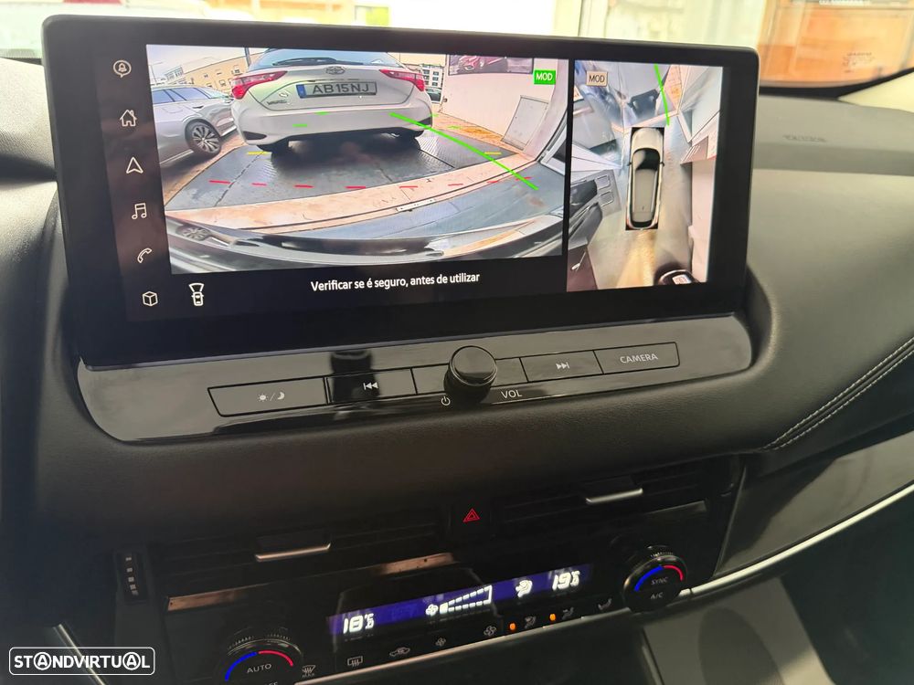 Nissan Qashqai 1.3 DIG-T N-Connecta LED - 29