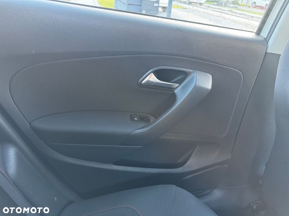 Volkswagen Polo 1.0 Comfortline - 19