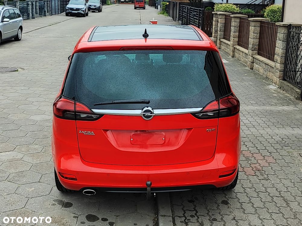 Opel Zafira 2.0 CDTI Cosmo - 4