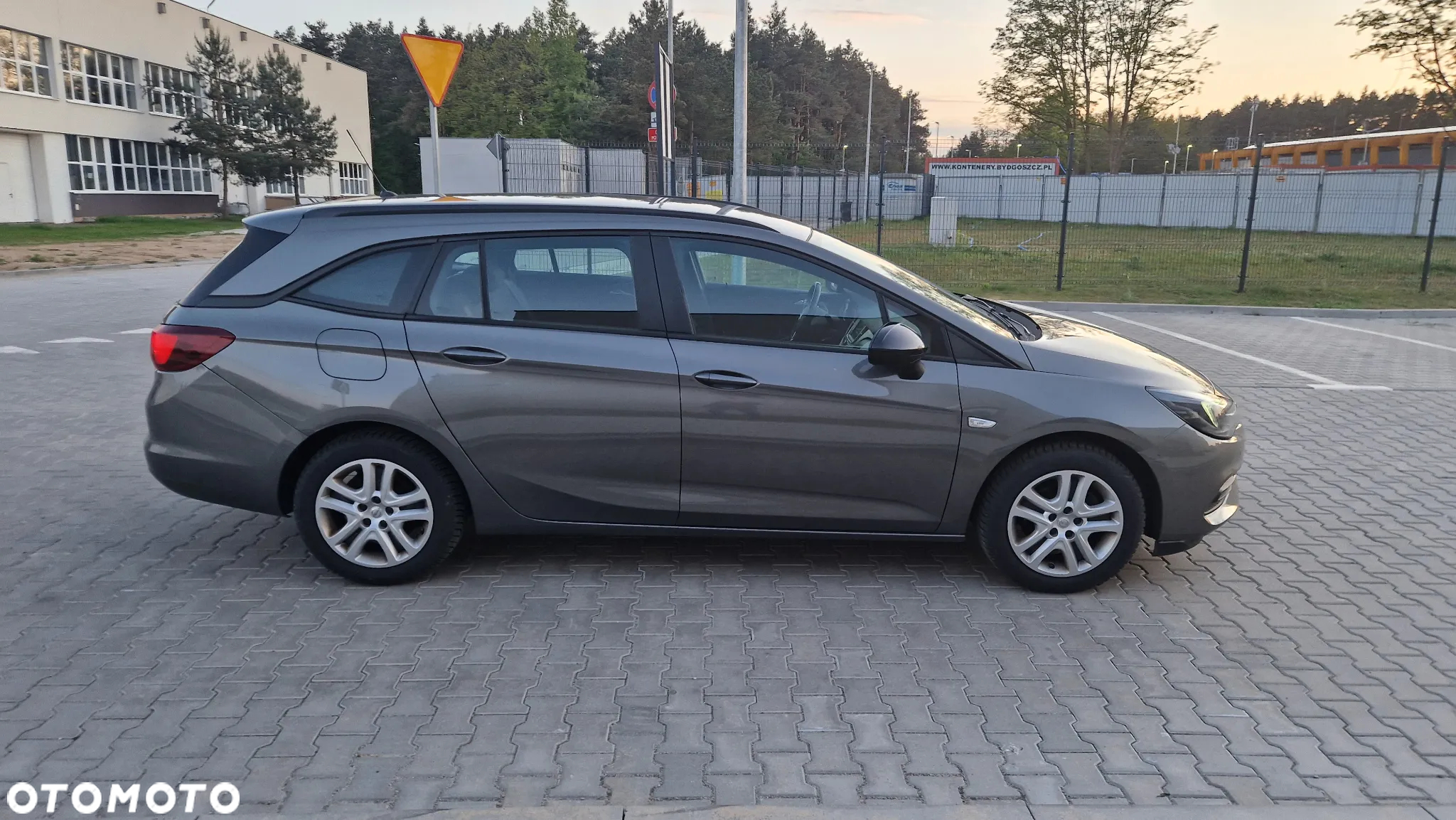 Opel Astra VI 1.2 T Edition S&S - 3