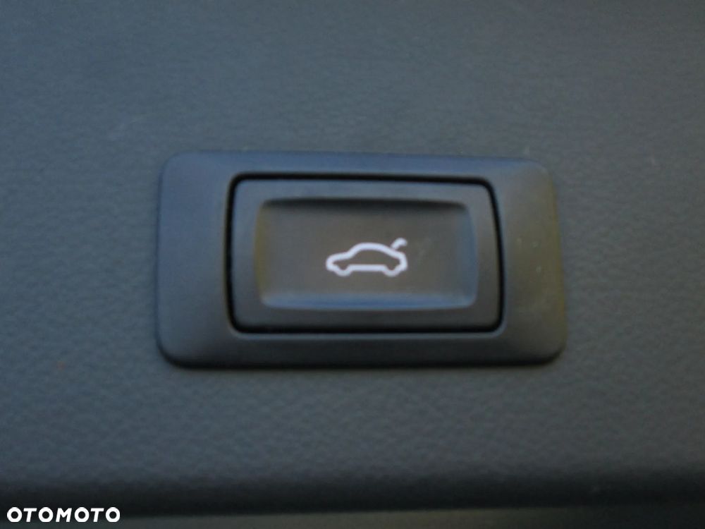 Audi A6 Avant 2.0 TDI Ultra DPF - 24