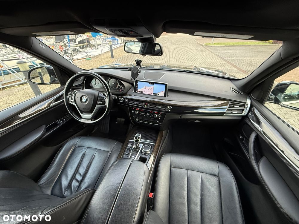 BMW X5 xDrive35i - 25