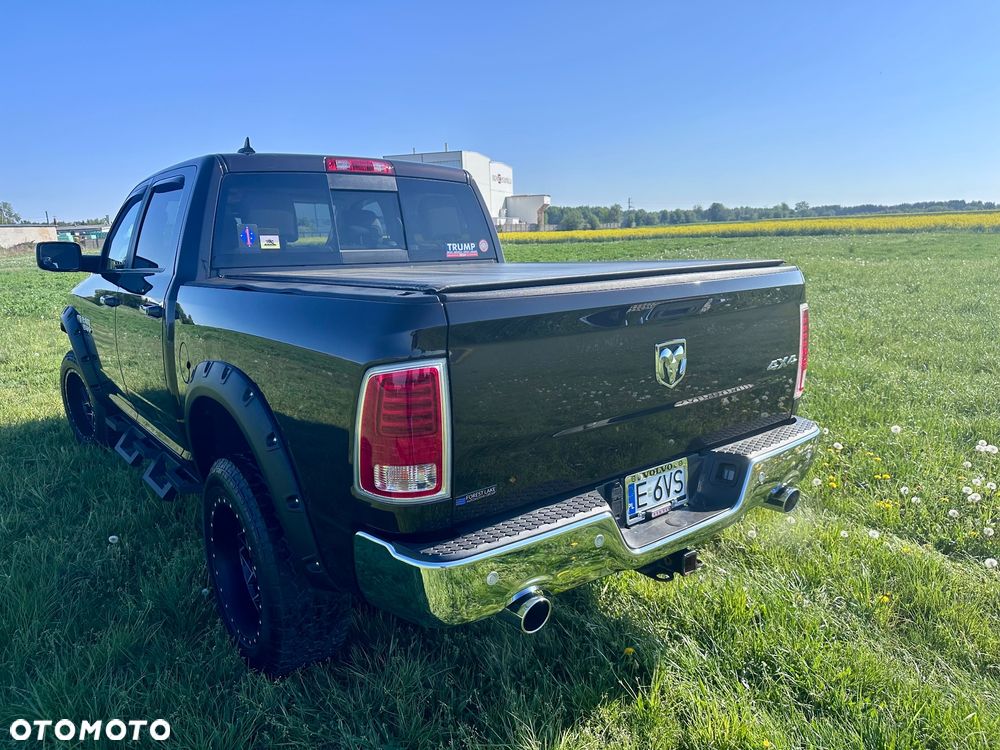 RAM 1500 - 9