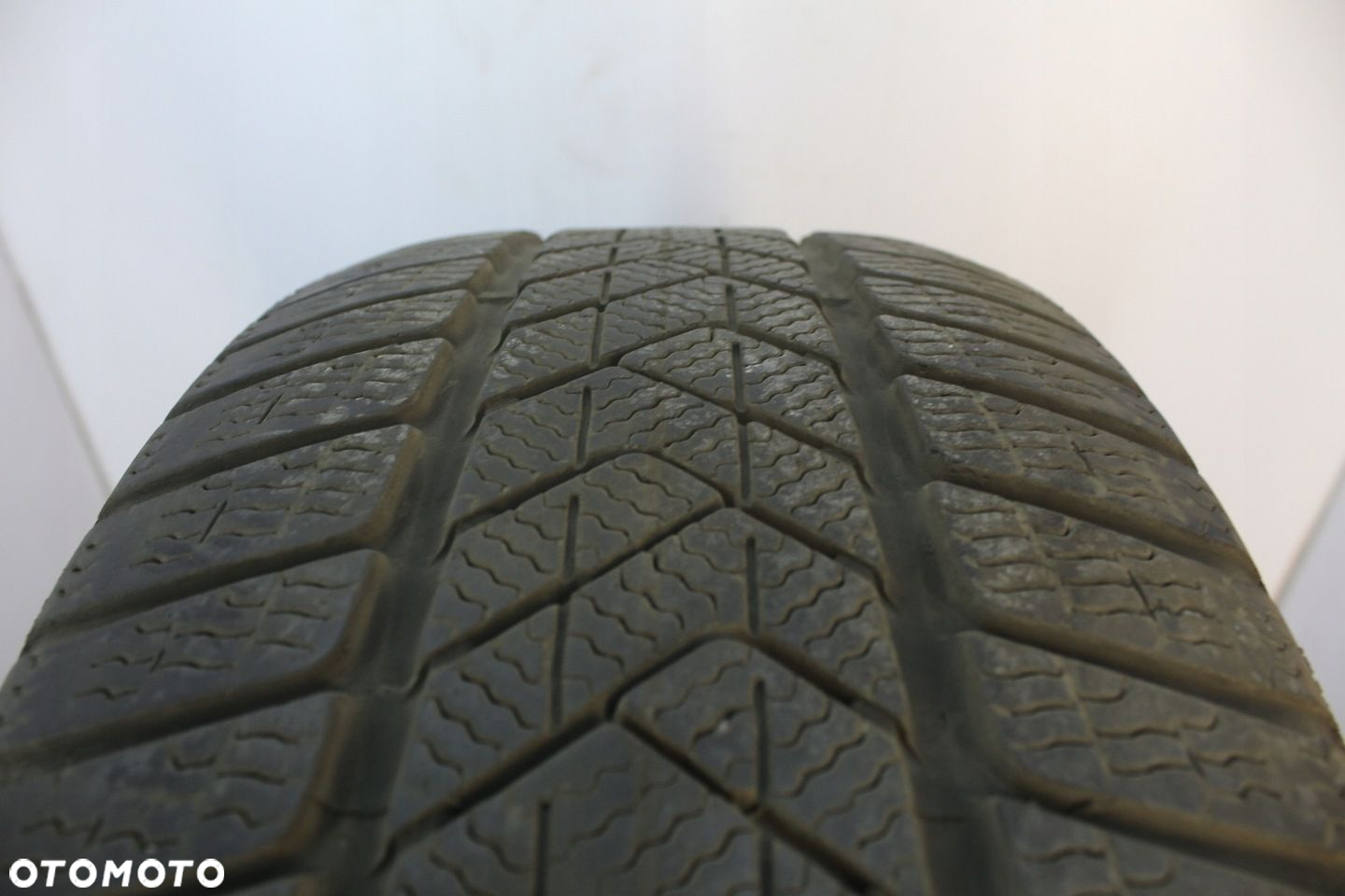 2x 245/45R18 opony zimowe Pirelli 6mm 2019 RunFlat 60698 - 3