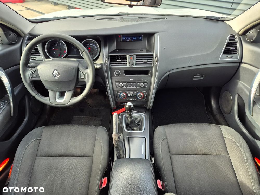 Renault Latitude 2.0 dCi Expression - 9