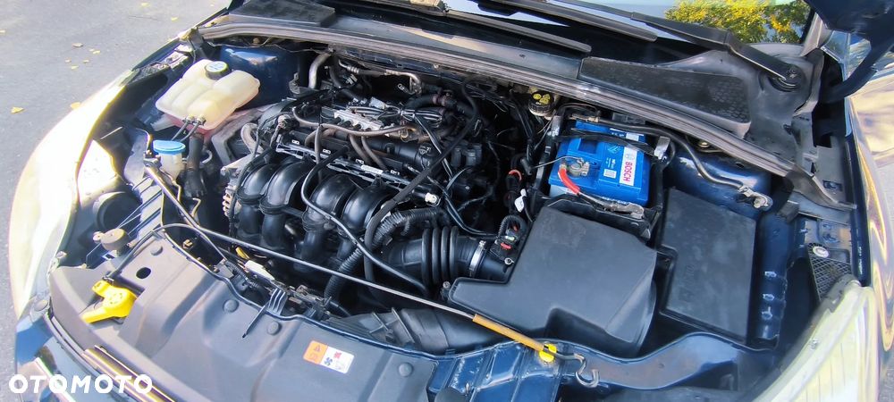 Ford Focus 1.6 Trend - 17