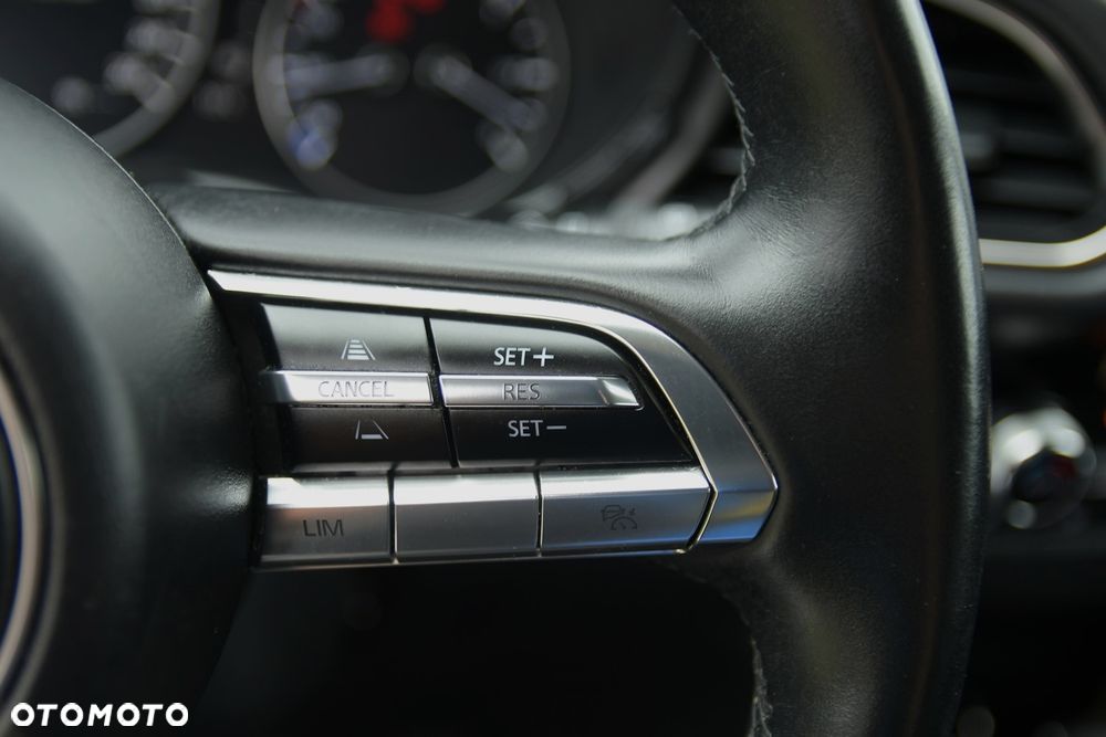 Mazda CX-30 SKYACTIV-X 2.0 M-Hybrid - 25