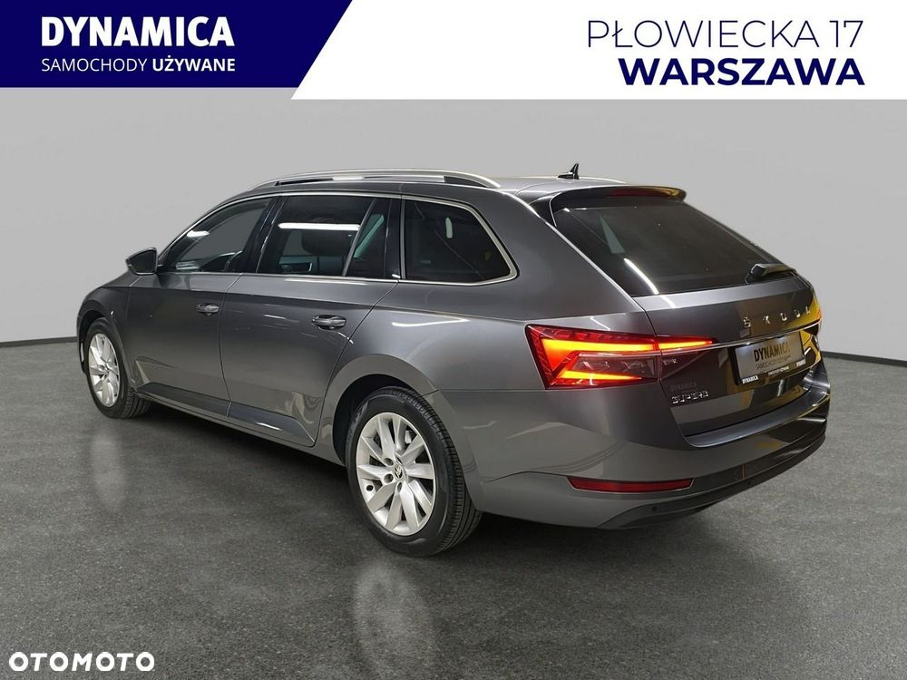Skoda Superb 2.0 TDI SCR Style DSG - 6