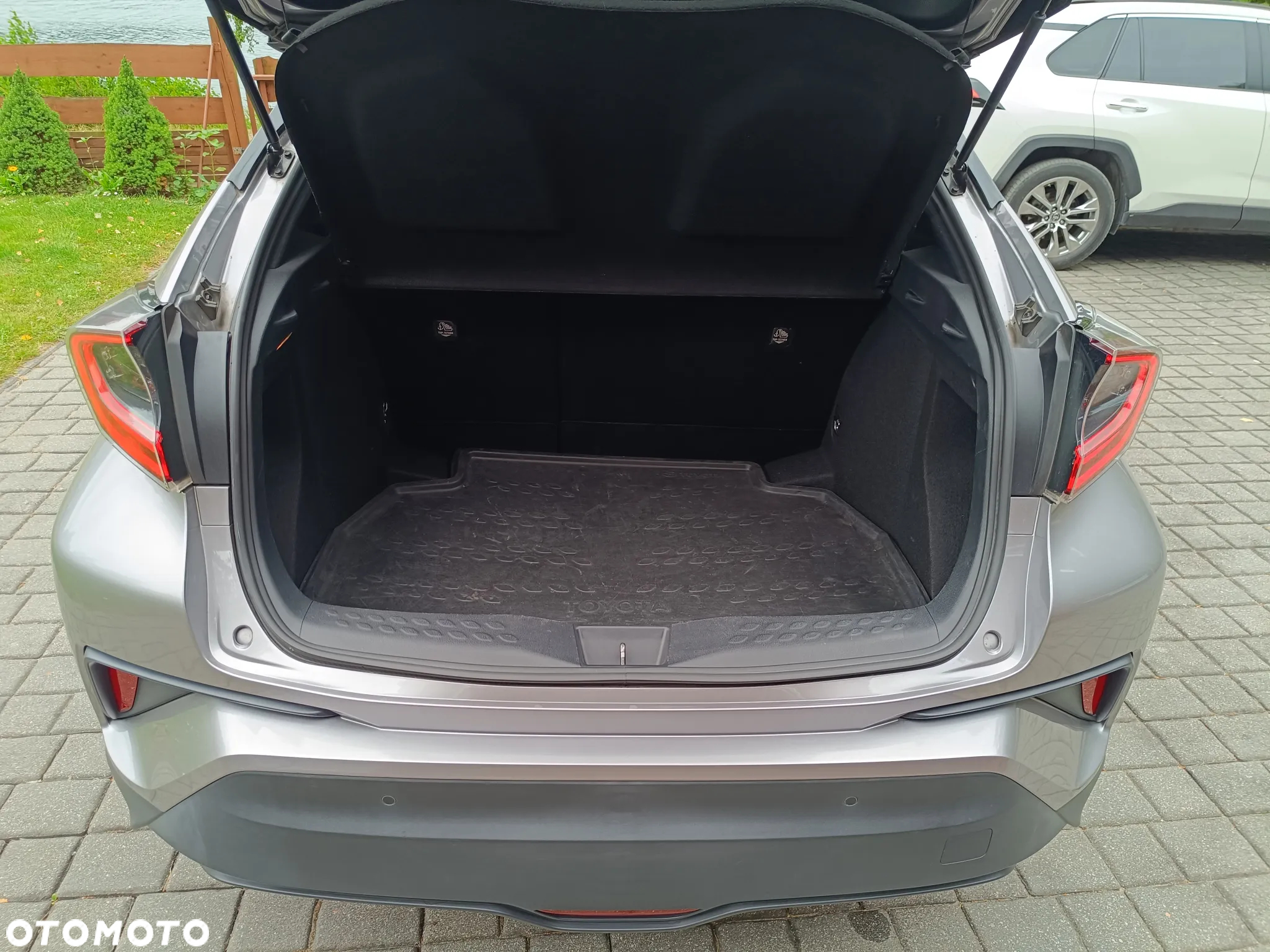 Toyota C-HR 1.8 Hybrid Prestige - 10