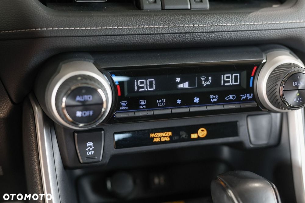 Toyota RAV4 - 15