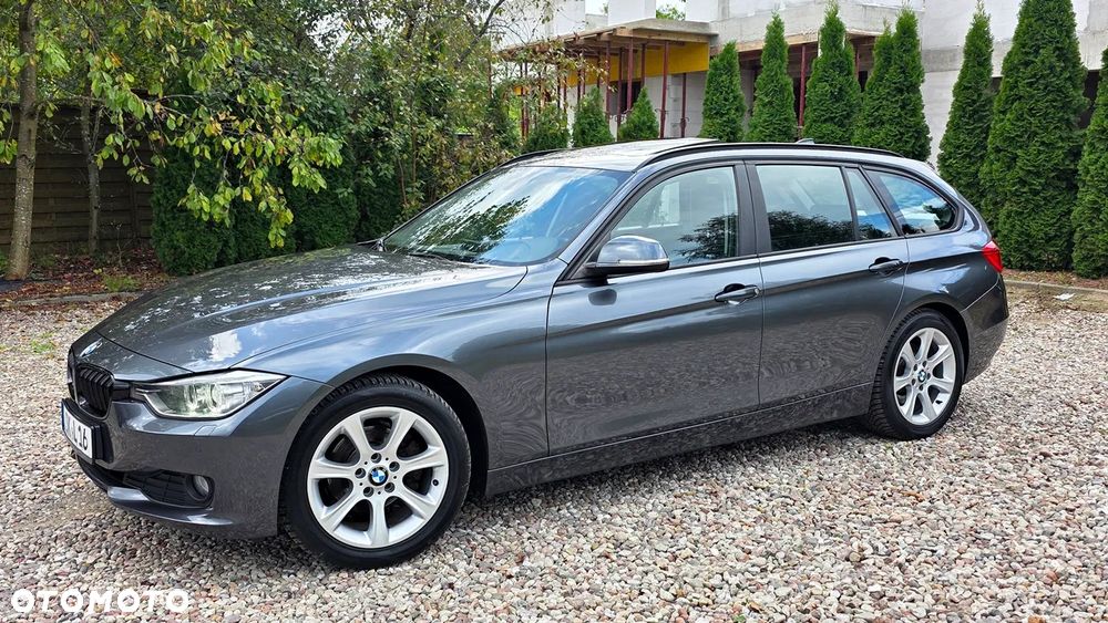 BMW 318D 2013 photo 3